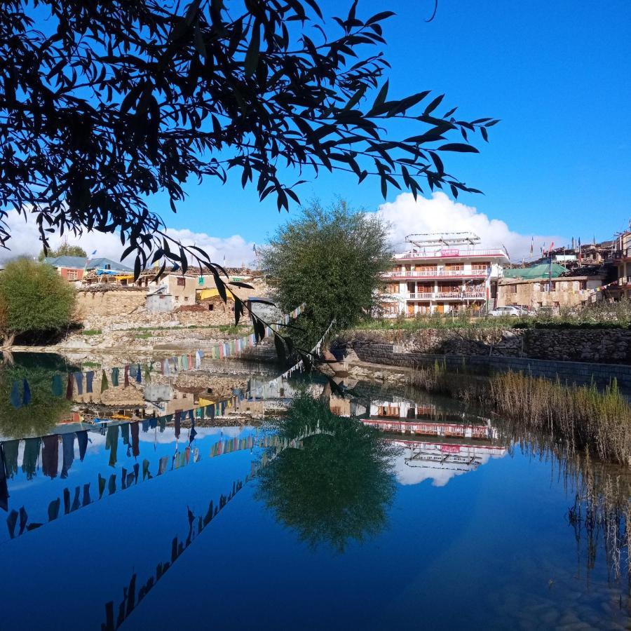 Hotel Lake View Nako 外观 照片