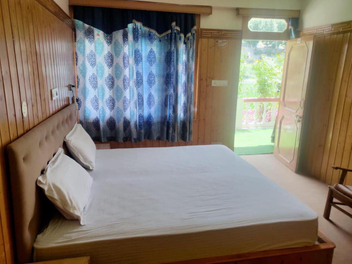 Hotel Lake View Nako 外观 照片